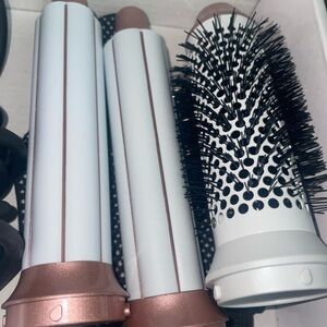 White and Copper Hair Styling Attachments